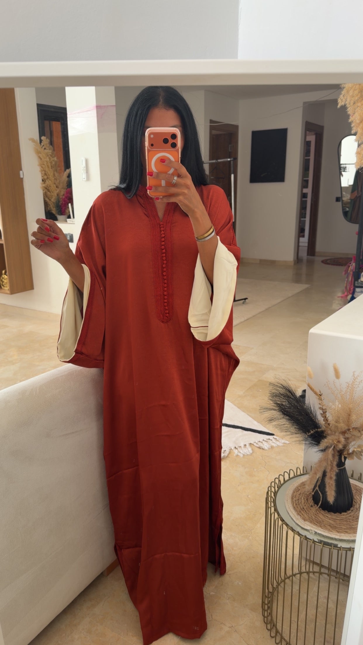 GANDOURA LAYNA
